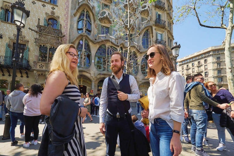 best walking tour in barcelona